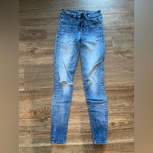 Women’s American Eagle jeans size 4L